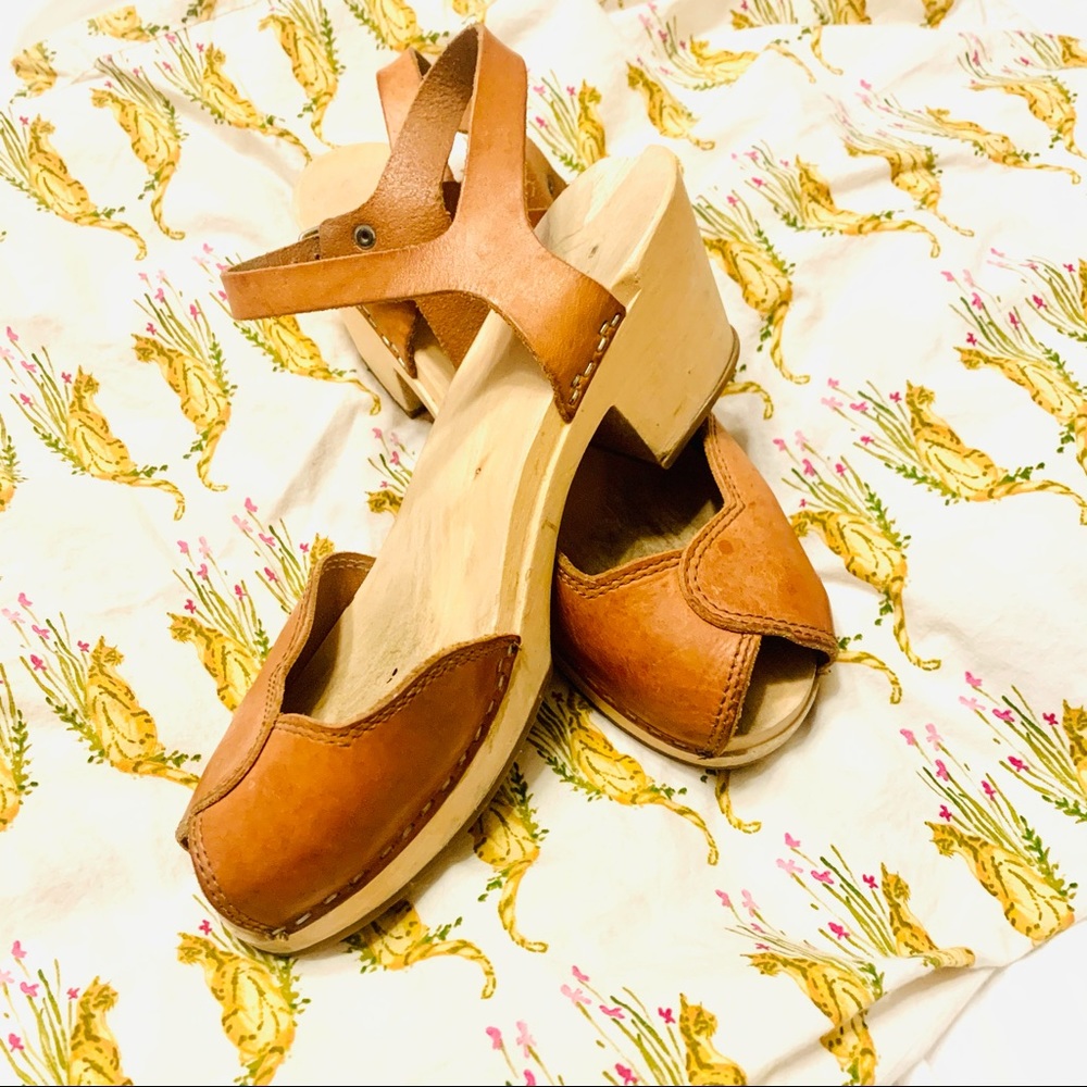 Swedish Hasbeens size 40 medium height used